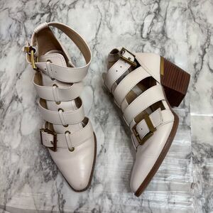 Michael Michael Kors leather Griffin Bootie block heel Cream gold buckle size 8